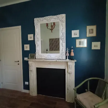 Apartment Casa Renata Romantic Fireplace